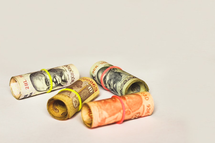 Photo "How bundling insurance policies can save you money"