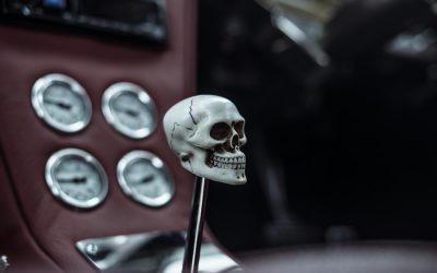 How age and gender influence your car insurance rate