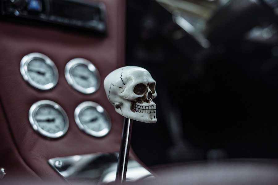 Photo "How age and gender influence your car insurance rate"